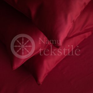 Satin pillowcase (burgundy)